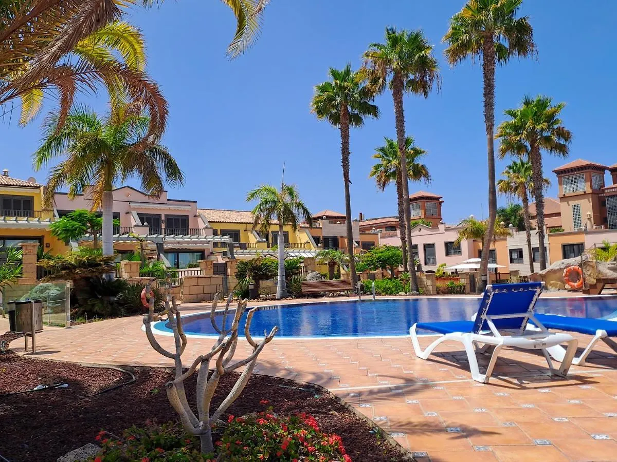 Ferienhaus Villa Modern Townhouse Ocean Front Costa Adeje